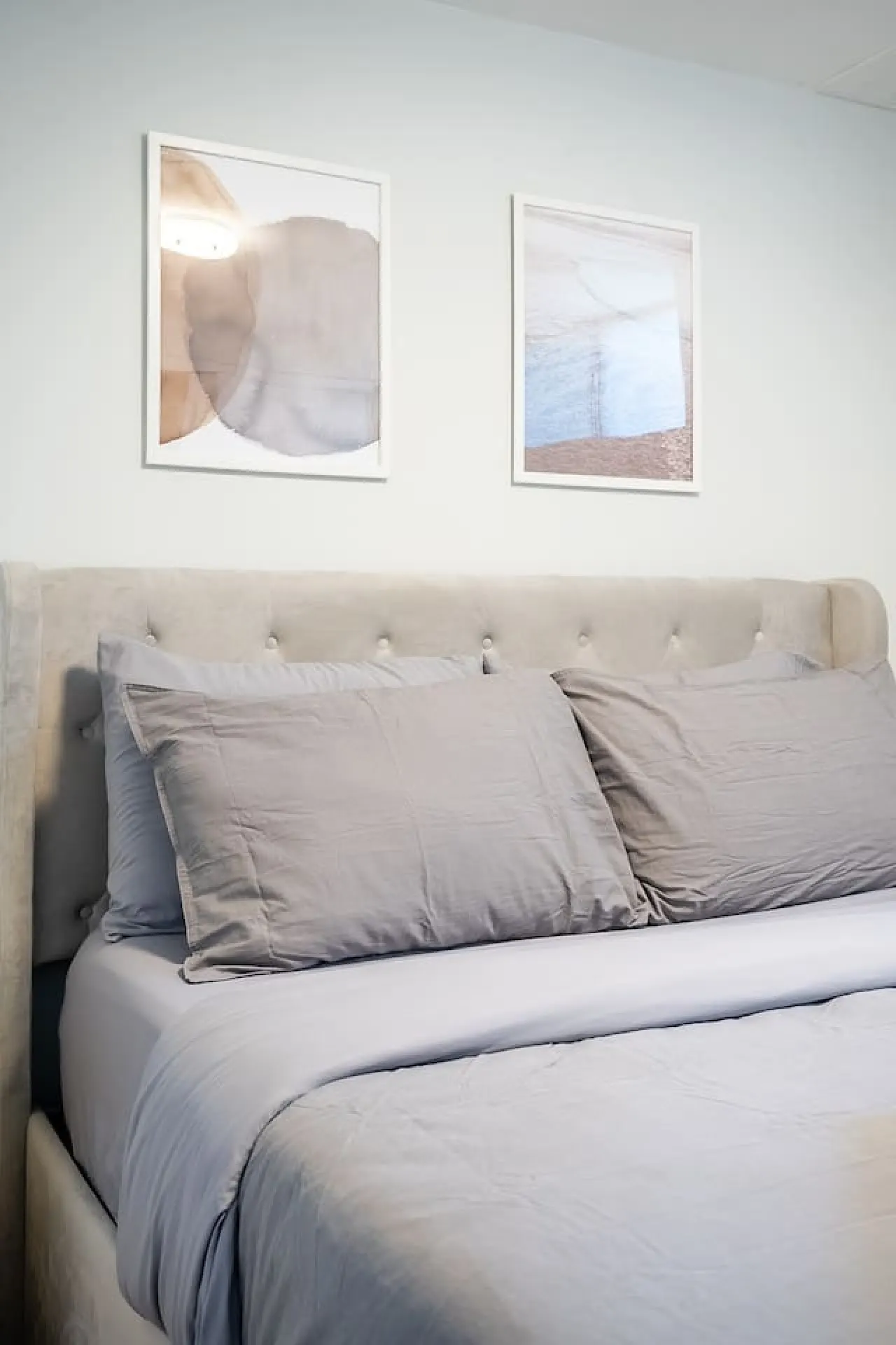 Bright 2BR Lower Level Sleeps 4 Private Entry 16