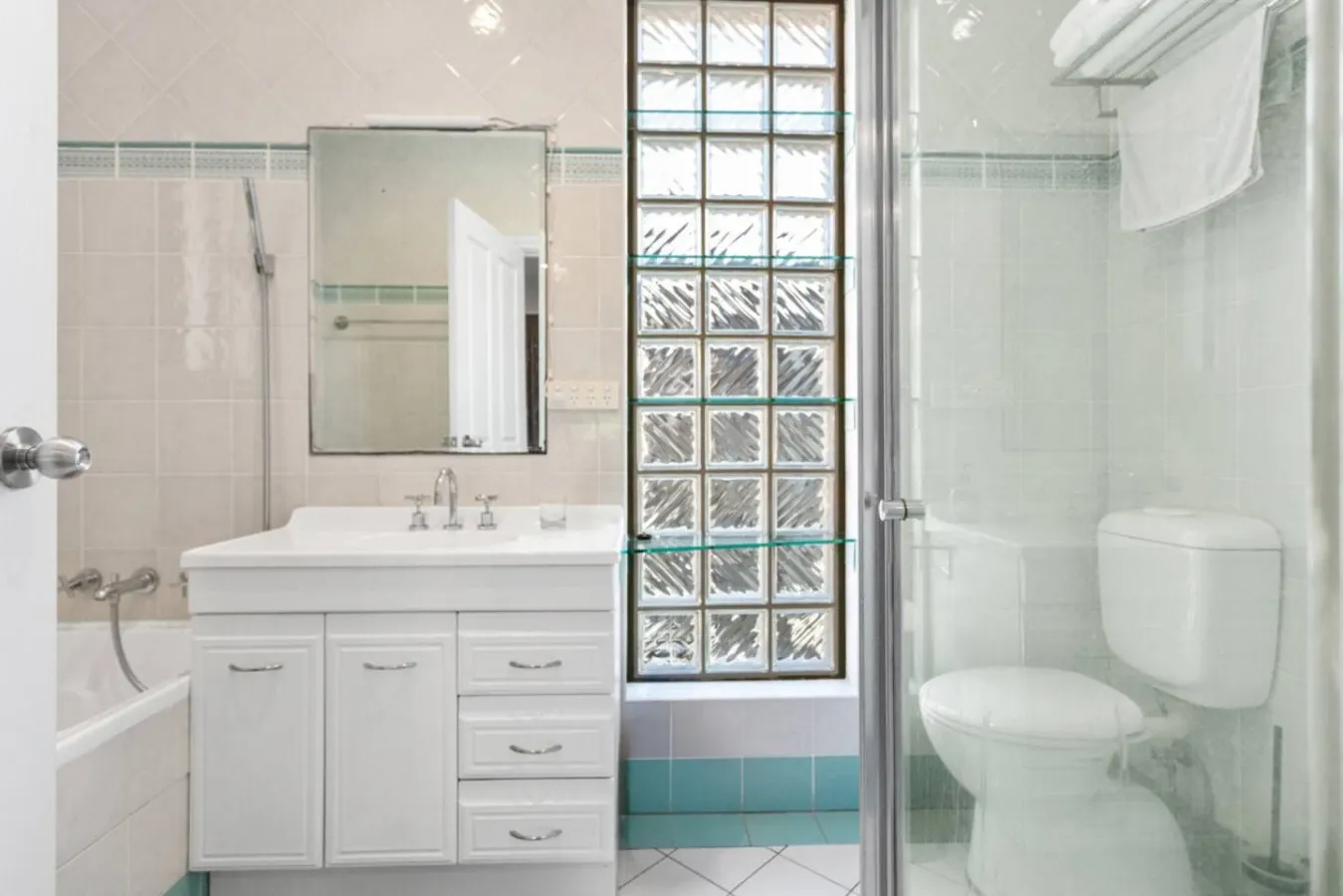 Peaceful Two Level Home Between Coogee & Randwick 13