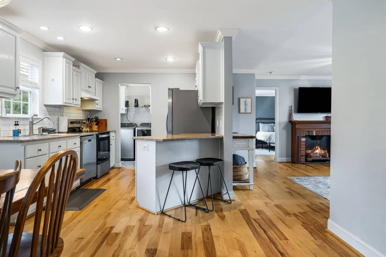 15 Min to DT AVL Hot Tub, Fire Pit & Fenced Yard 19
