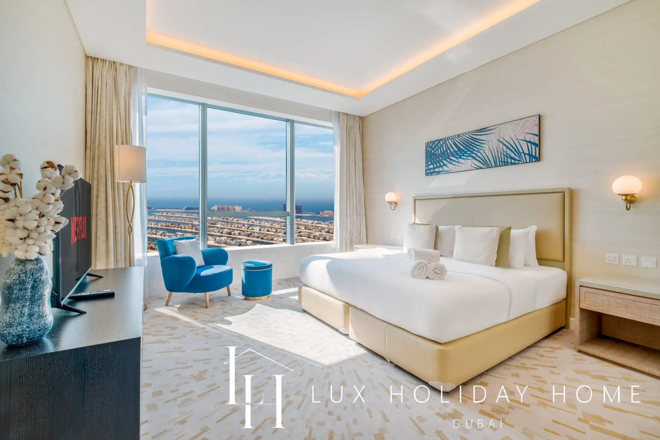 LUX Iconic Views at The Palm Tower Suite 5 2