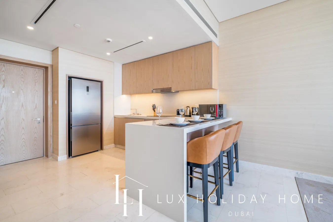 LUX Iconic Views at The Palm Tower Suite 5 5