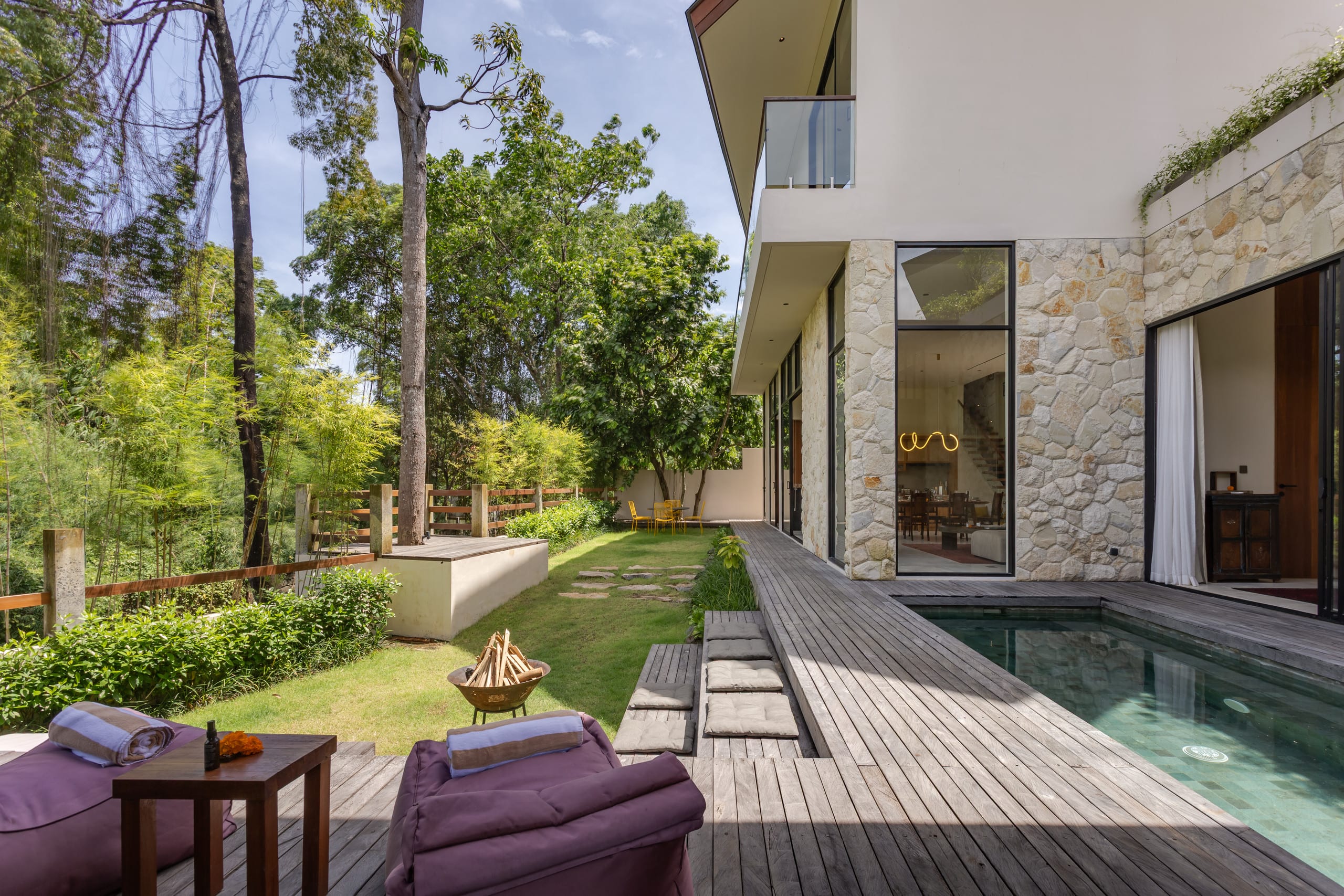 500 Sqm Luxury 2BR Villa w/Private Pool and Garden 35