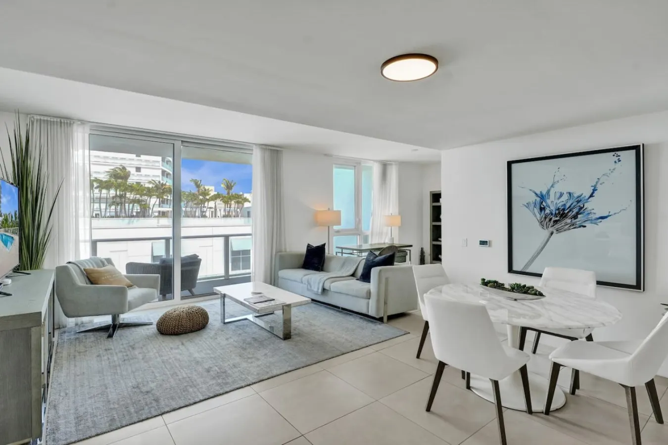 Monthly - Exclusive 616 Condo 9