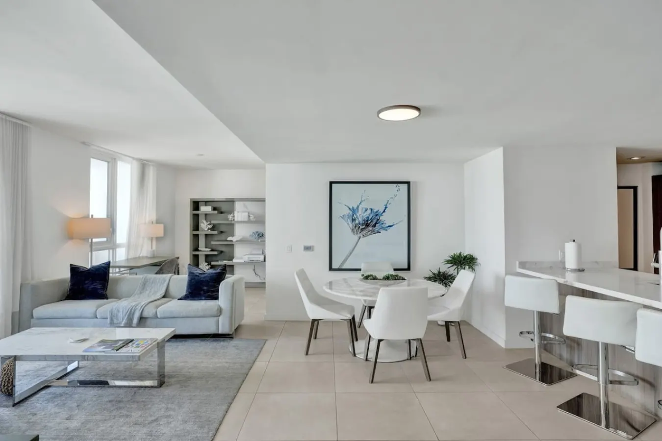 Monthly - Exclusive 616 Condo 14