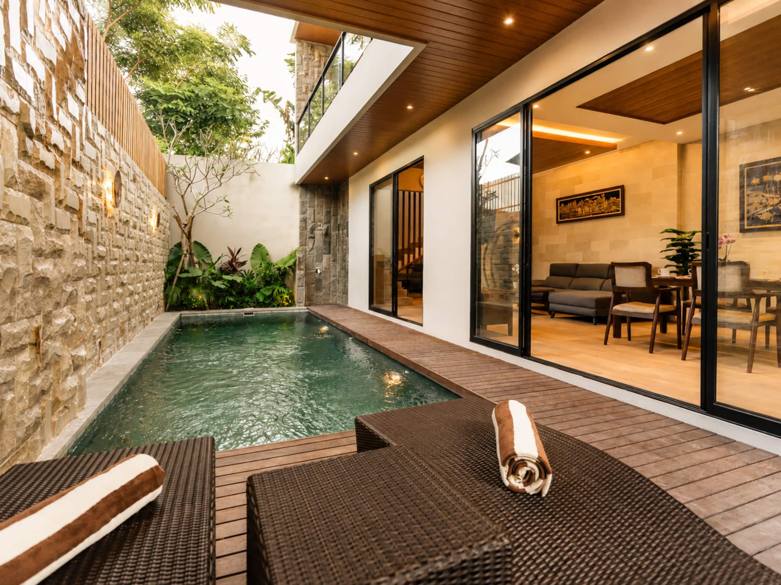 2 BR New Modern Villa in Canggu 15