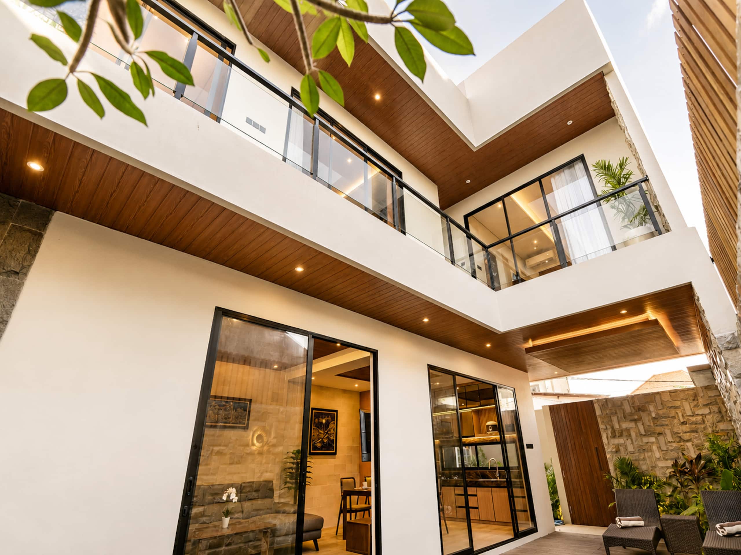 2 BR New Modern Villa in Canggu 16