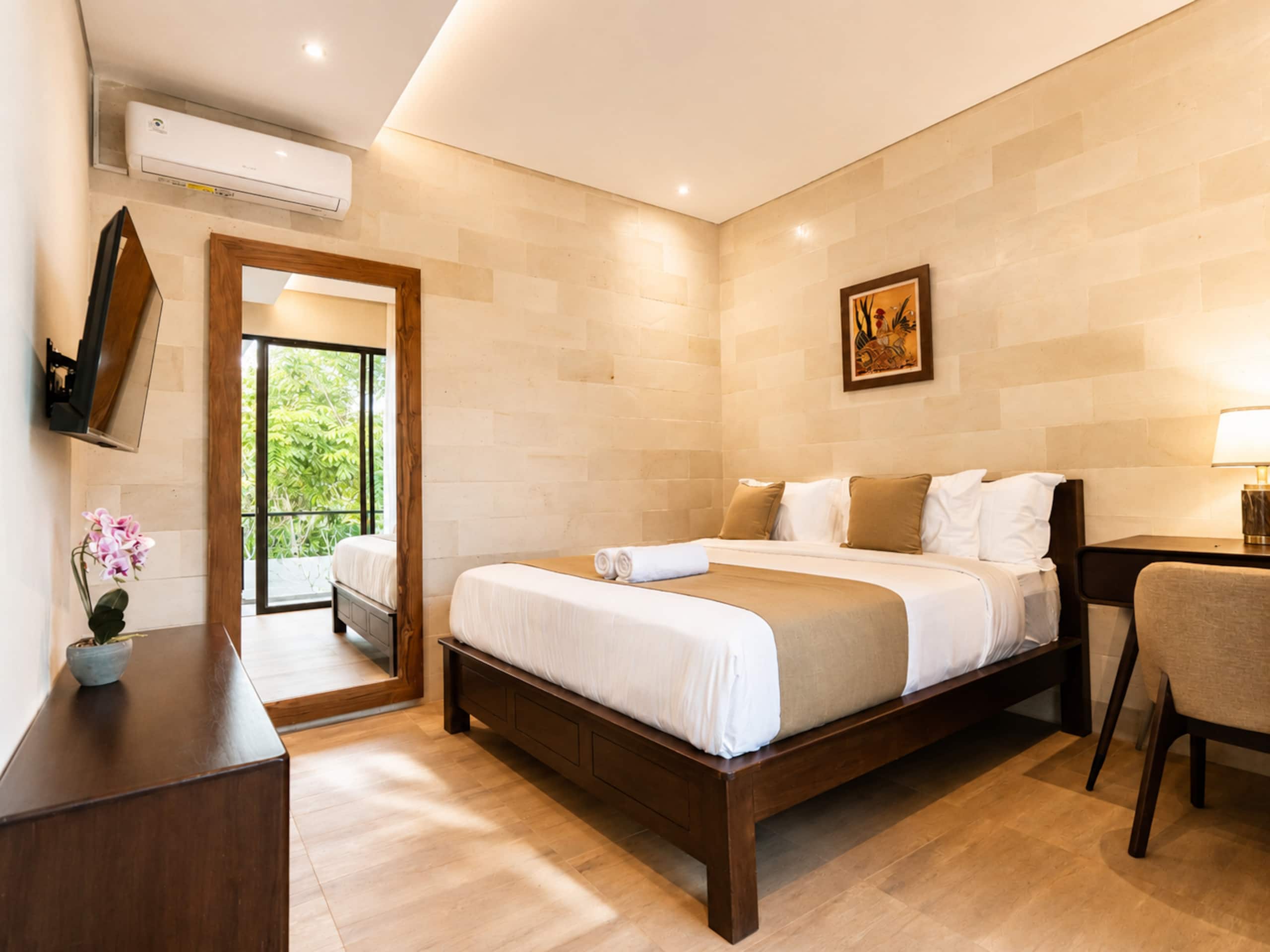 2 BR New Modern Villa in Canggu — photo 5
