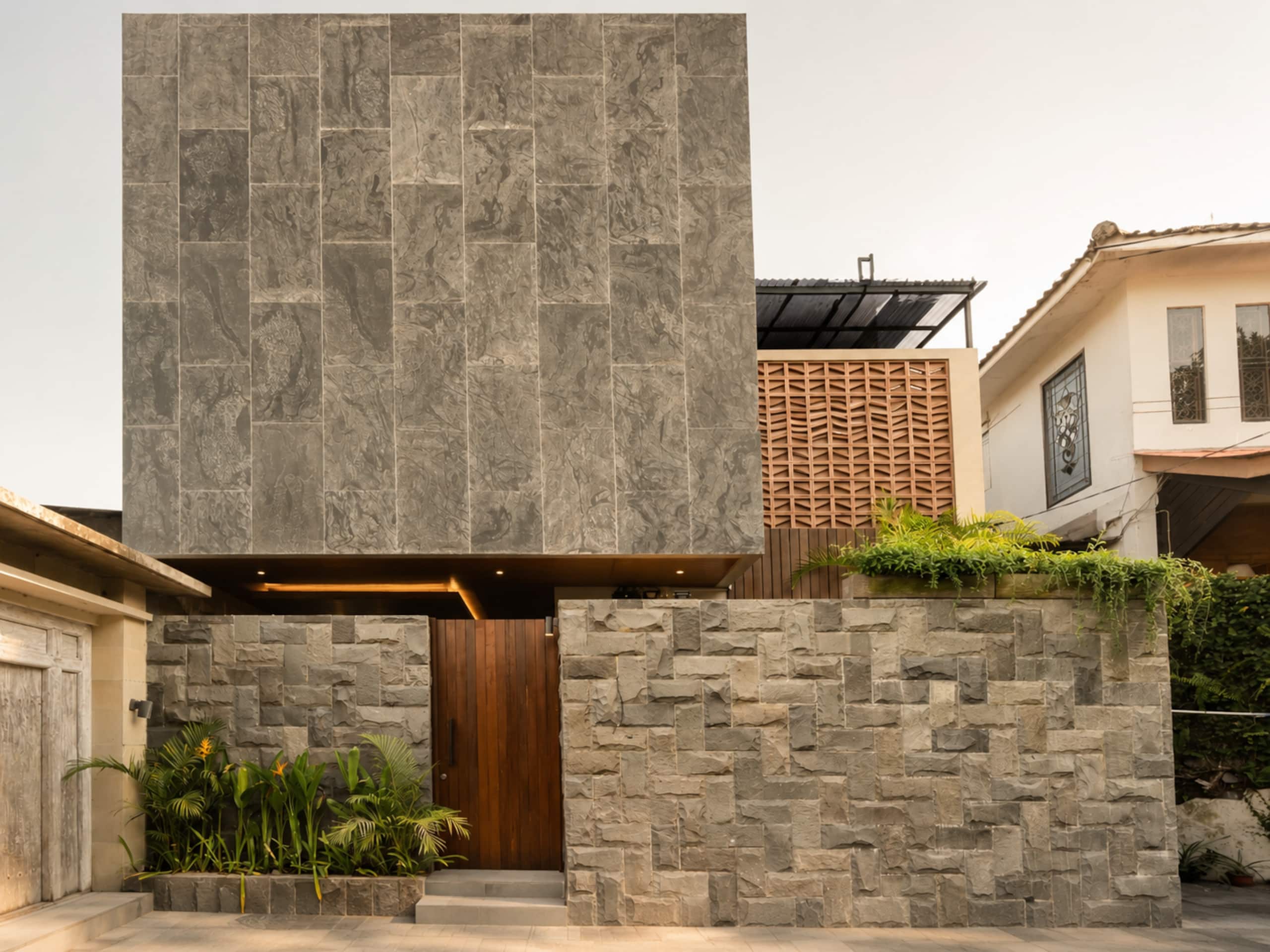 2 BR New Modern Villa in Canggu — photo 2