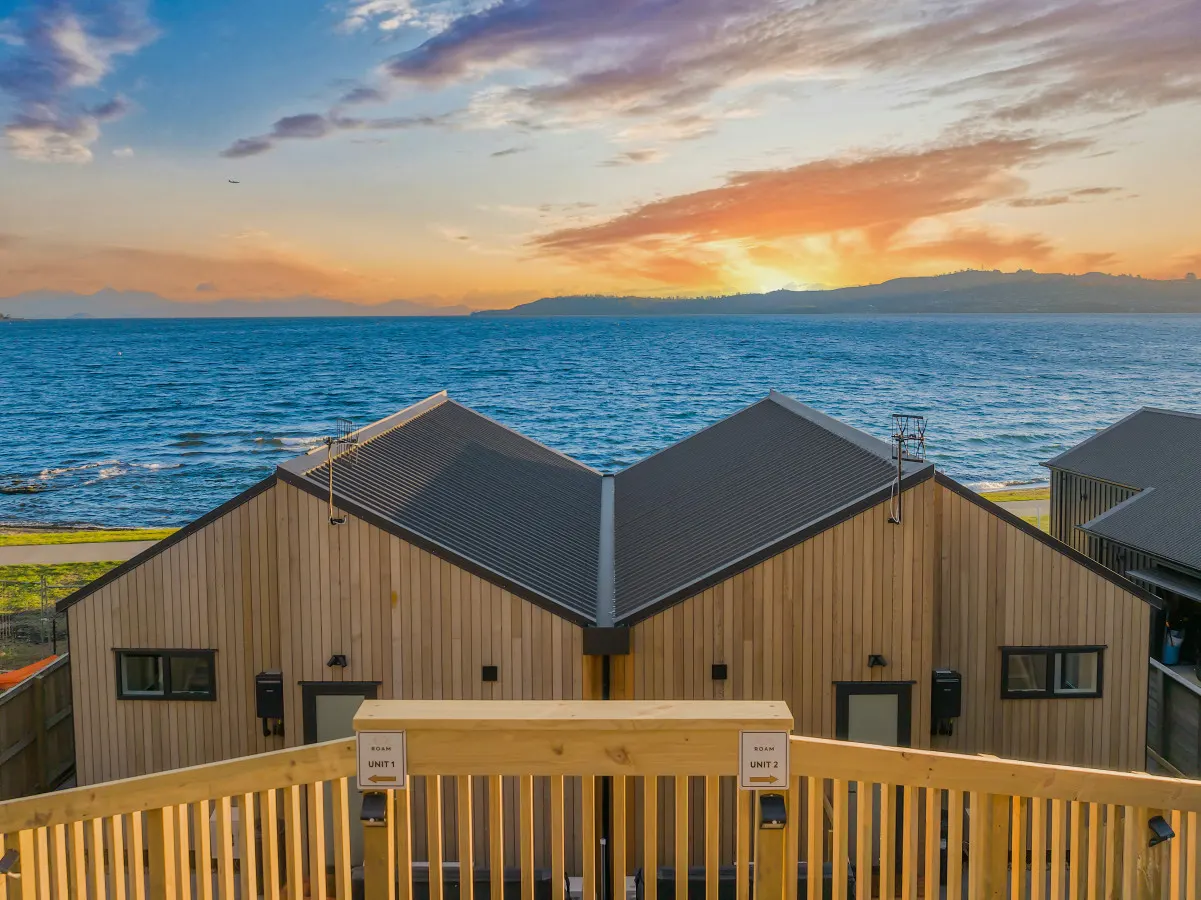 Roam Taupo Lake Front Unit 2 - Spa Pool 19