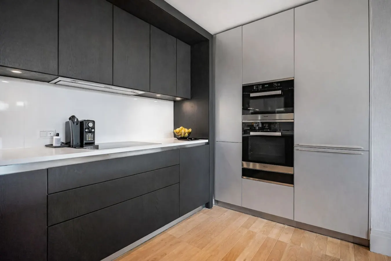 Luxury Mayfair 3-Bed AC, Parking, Gym & Security 18