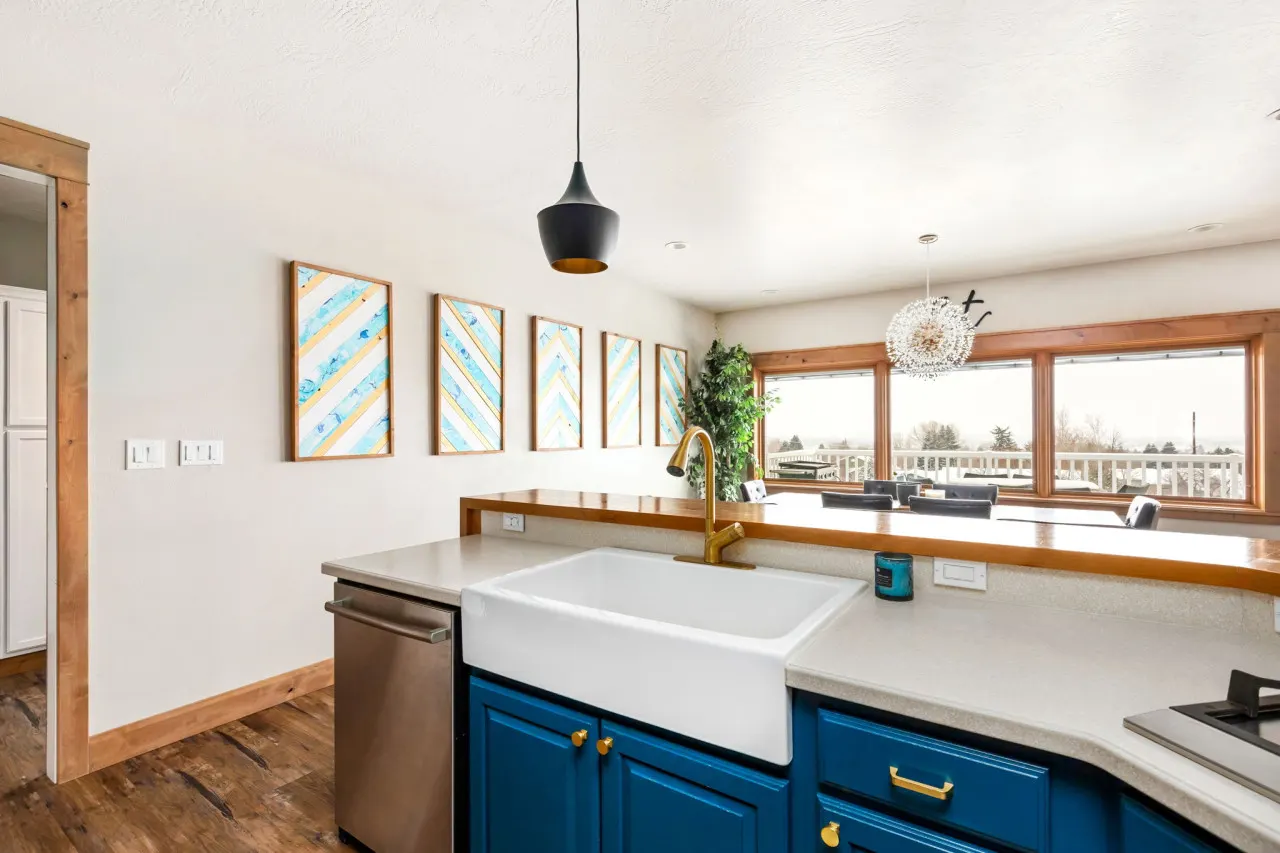 Great Falls Luxe Retreat Yard + Office W & R 15