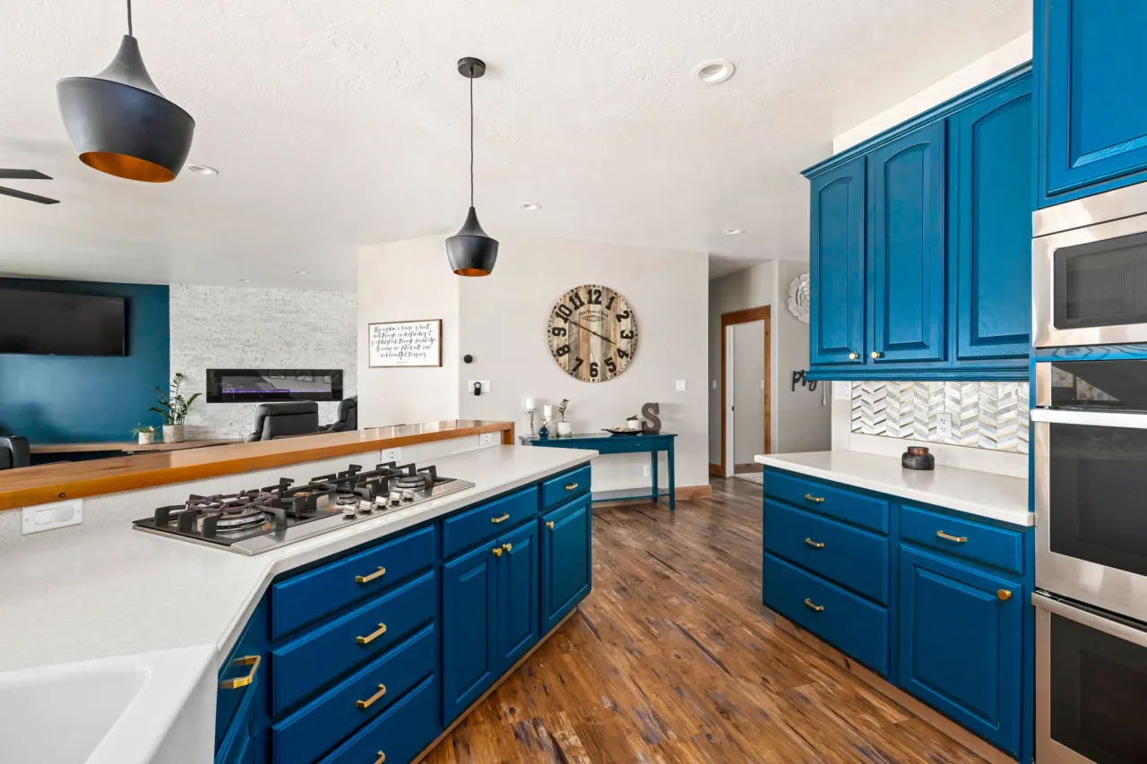 Great Falls Luxe Retreat Yard + Office W & R 17