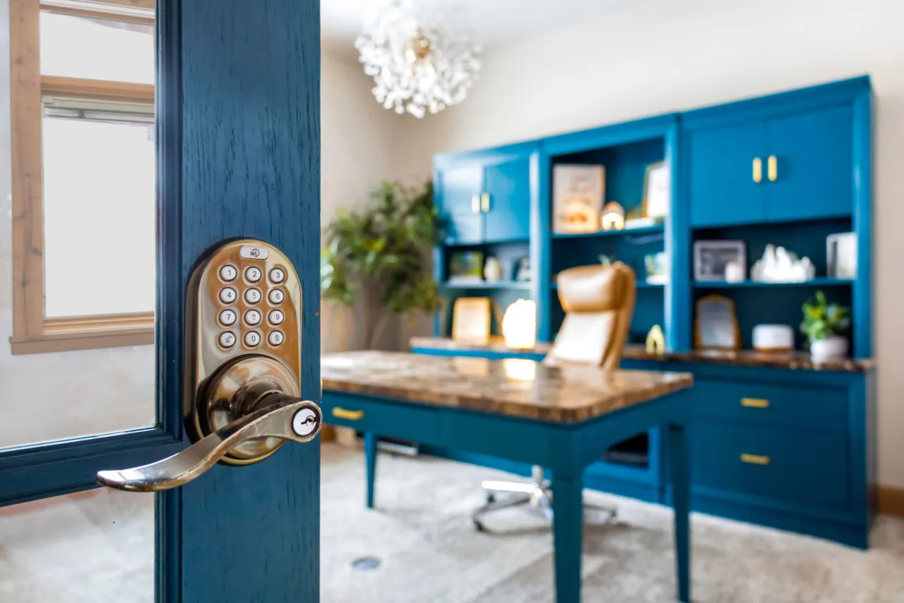 Great Falls Luxe Retreat Yard + Office W & R 8