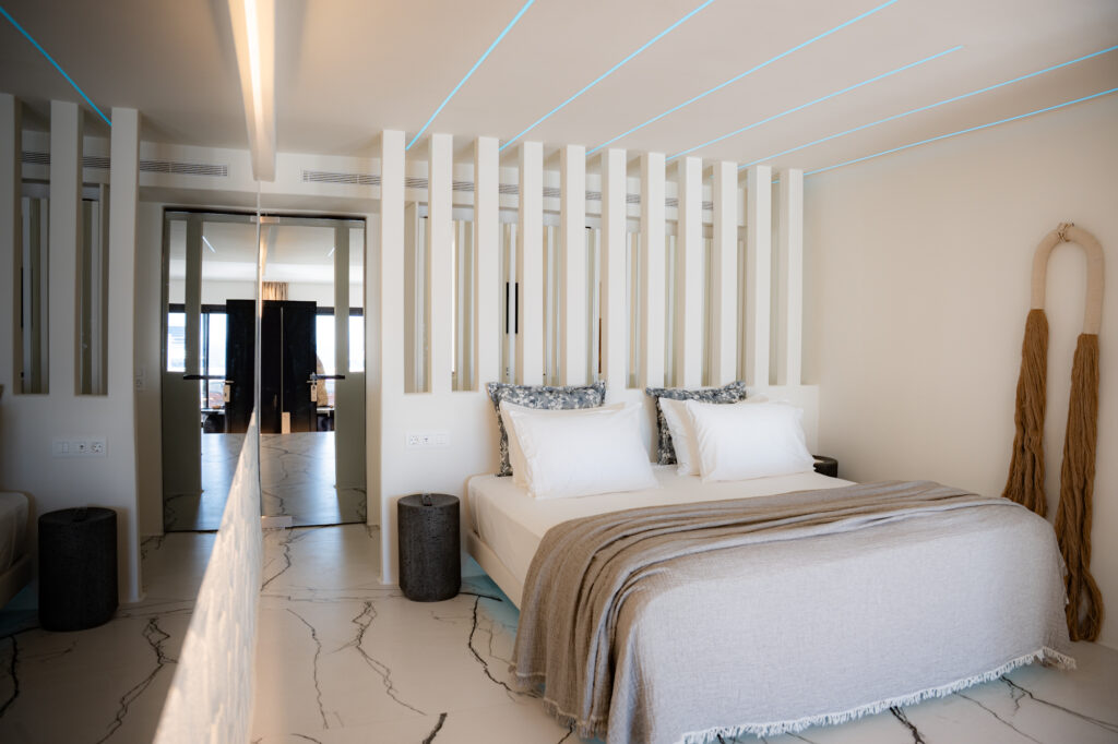 Mykonian Hills 15