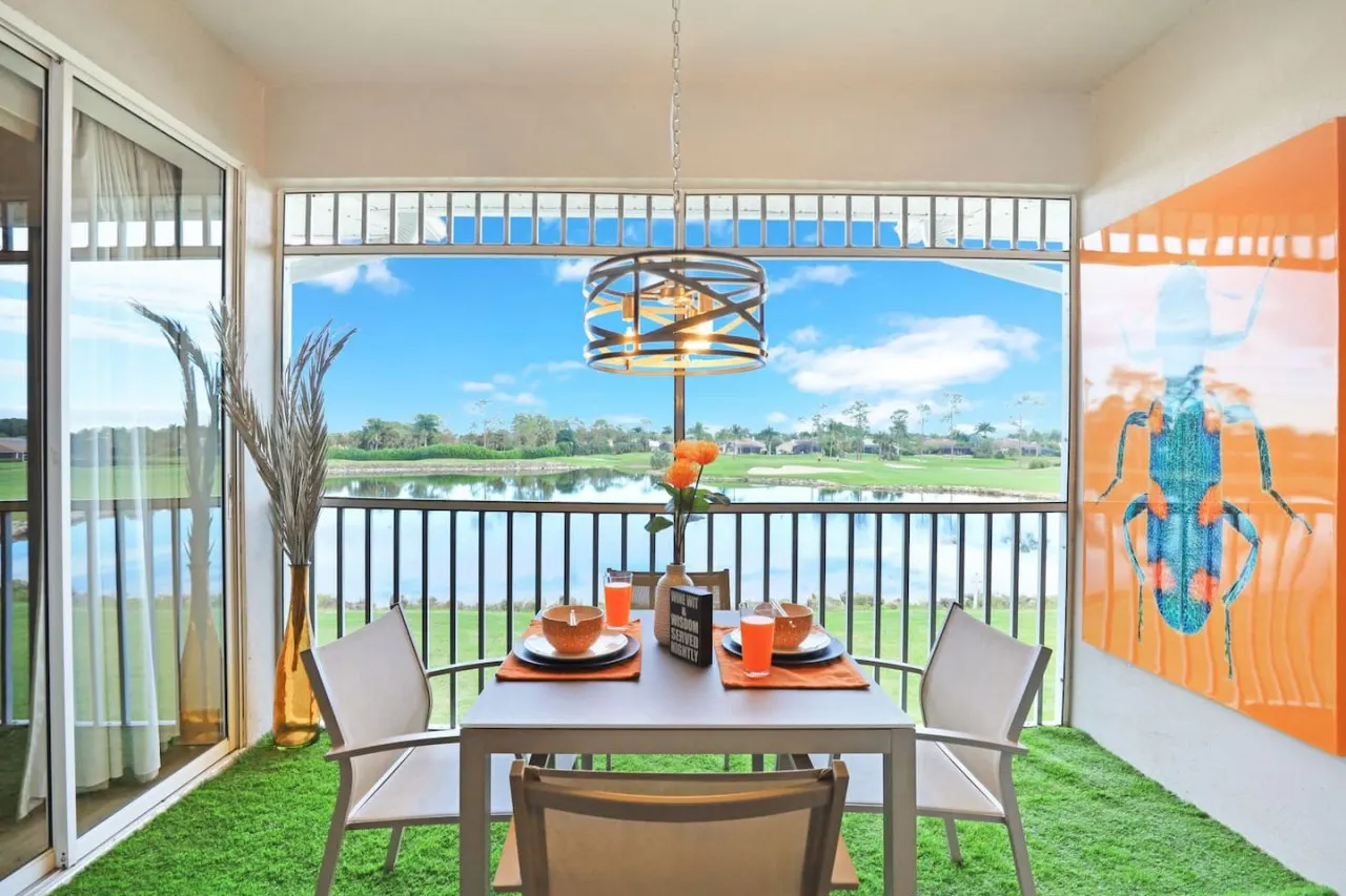 Luxury 3bd/2b Condo at GreenLinks in Lely 3