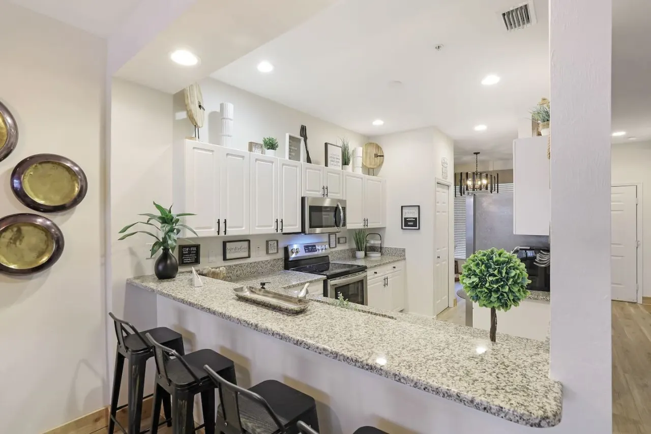 Luxury 3bd/2b Condo at GreenLinks in Lely 7