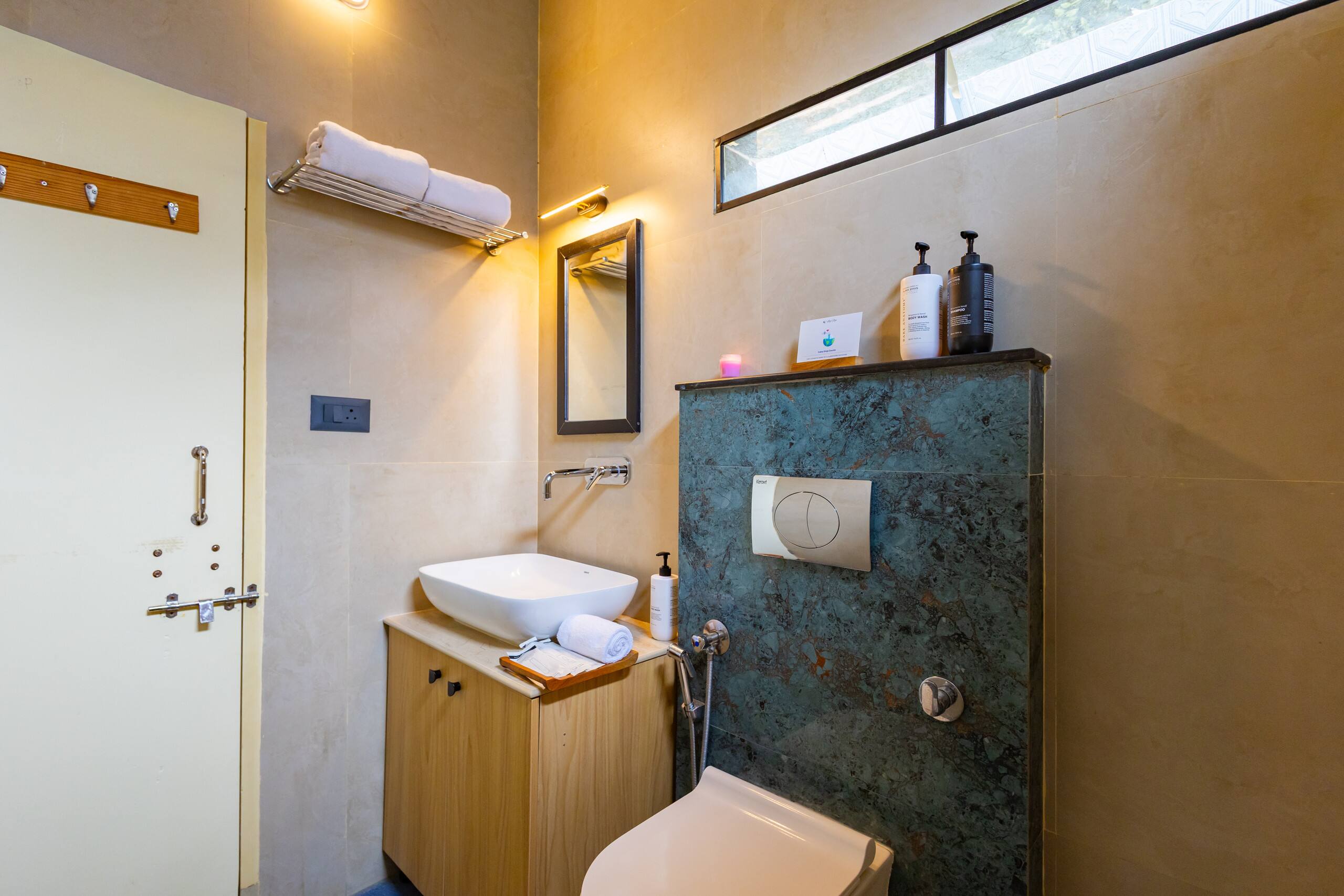 Suite W/ Shared Garden in Avocado & Coffee Estate 14