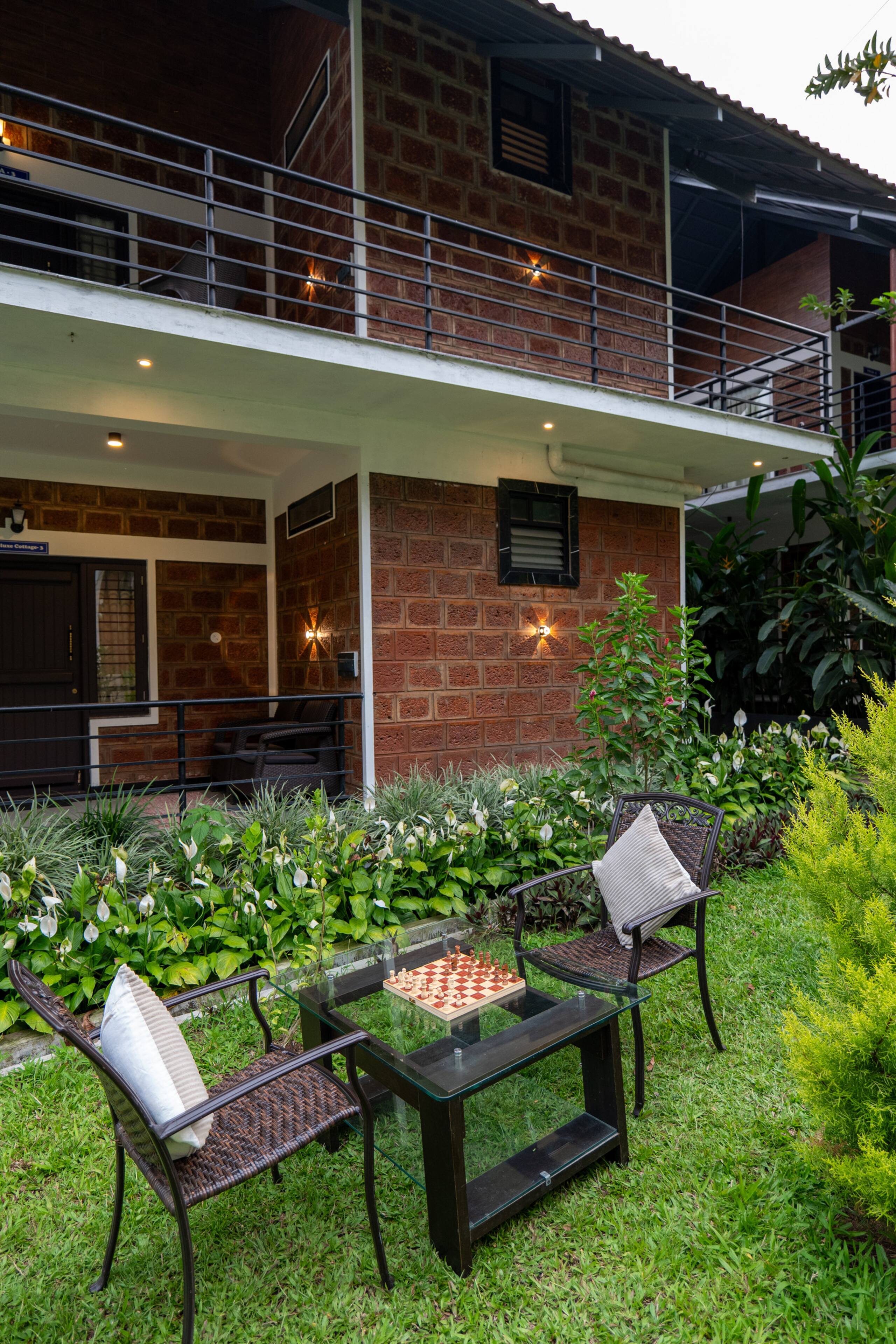 Suite W/ Shared Garden in Avocado & Coffee Estate — photo 3