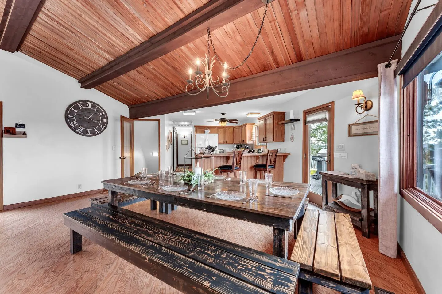 Lakeview 5BR + Private Cottage Fire Pit 14