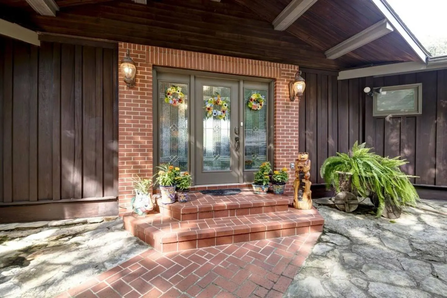 Lakeview 5BR + Private Cottage Fire Pit 5