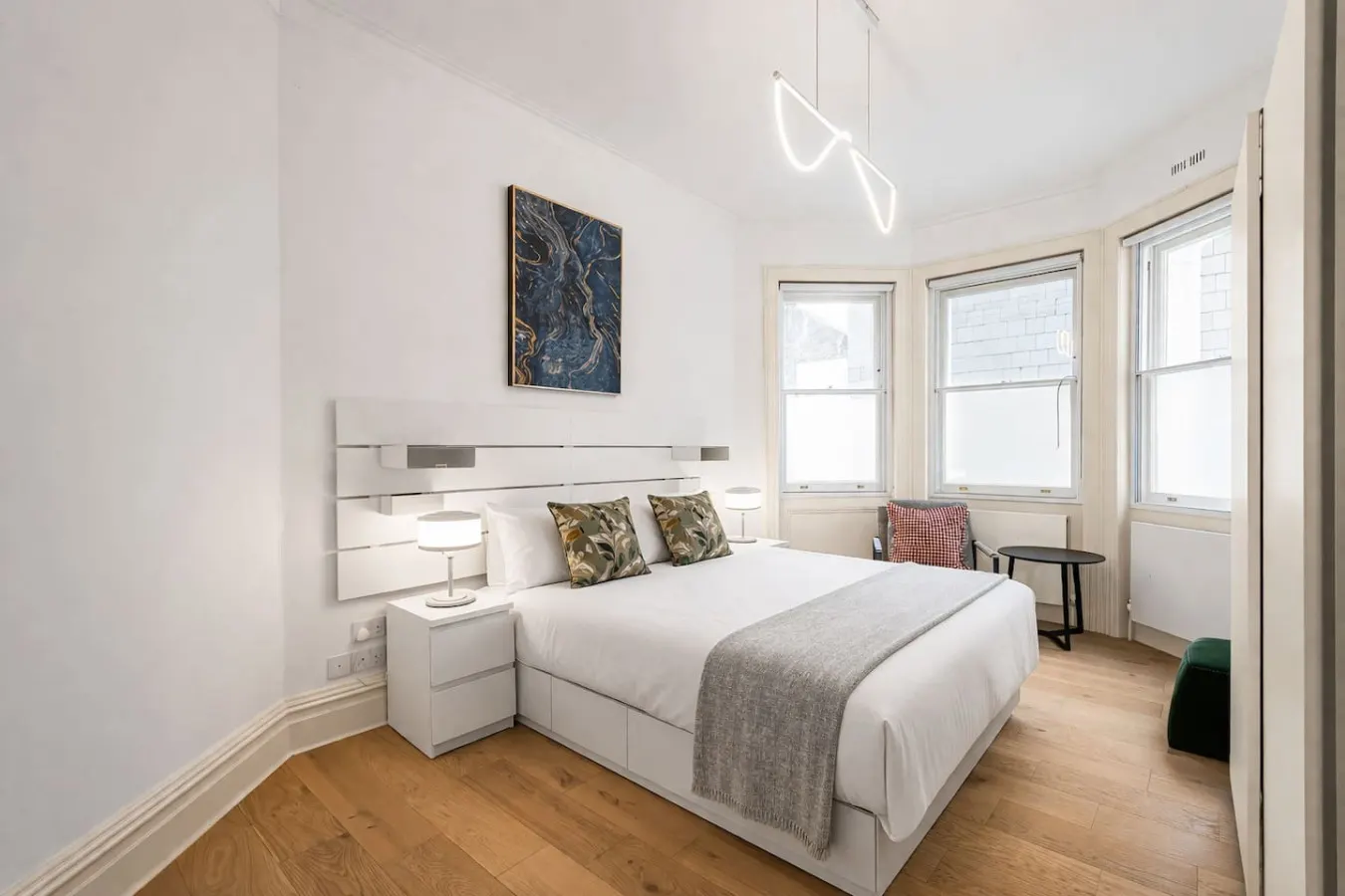 Cadogan Gardens 4-Bed Elevator, Porter & Cadogan Square Access 19