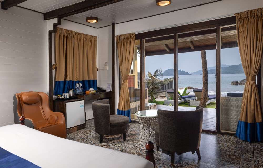Private Ac Room – Comforts 10