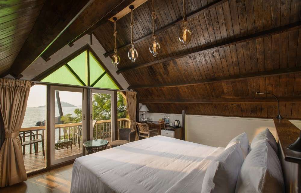Private Ac Room – Comforts 16