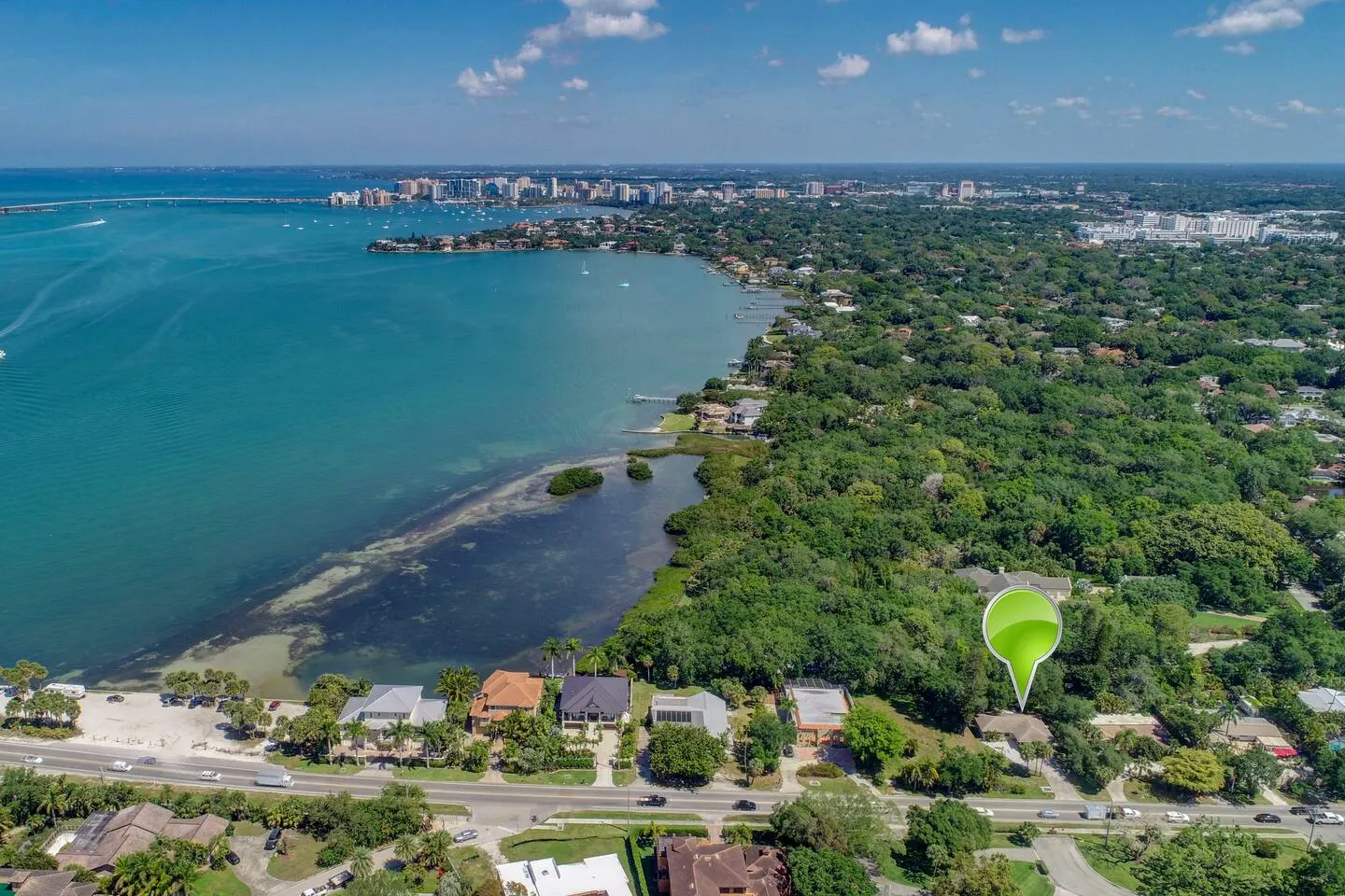 Prime Siesta Dr Home Near Beach & Downtown — photo 2