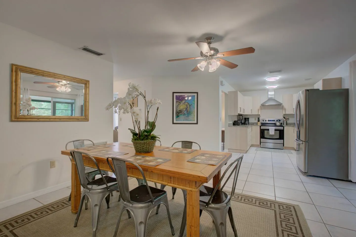 Prime Siesta Dr Home Near Beach & Downtown 9
