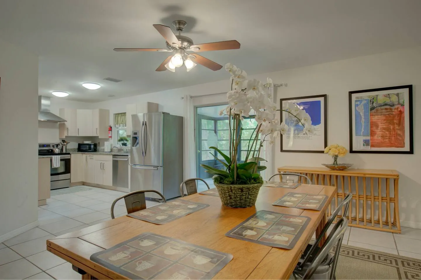 Prime Siesta Dr Home Near Beach & Downtown — photo 5