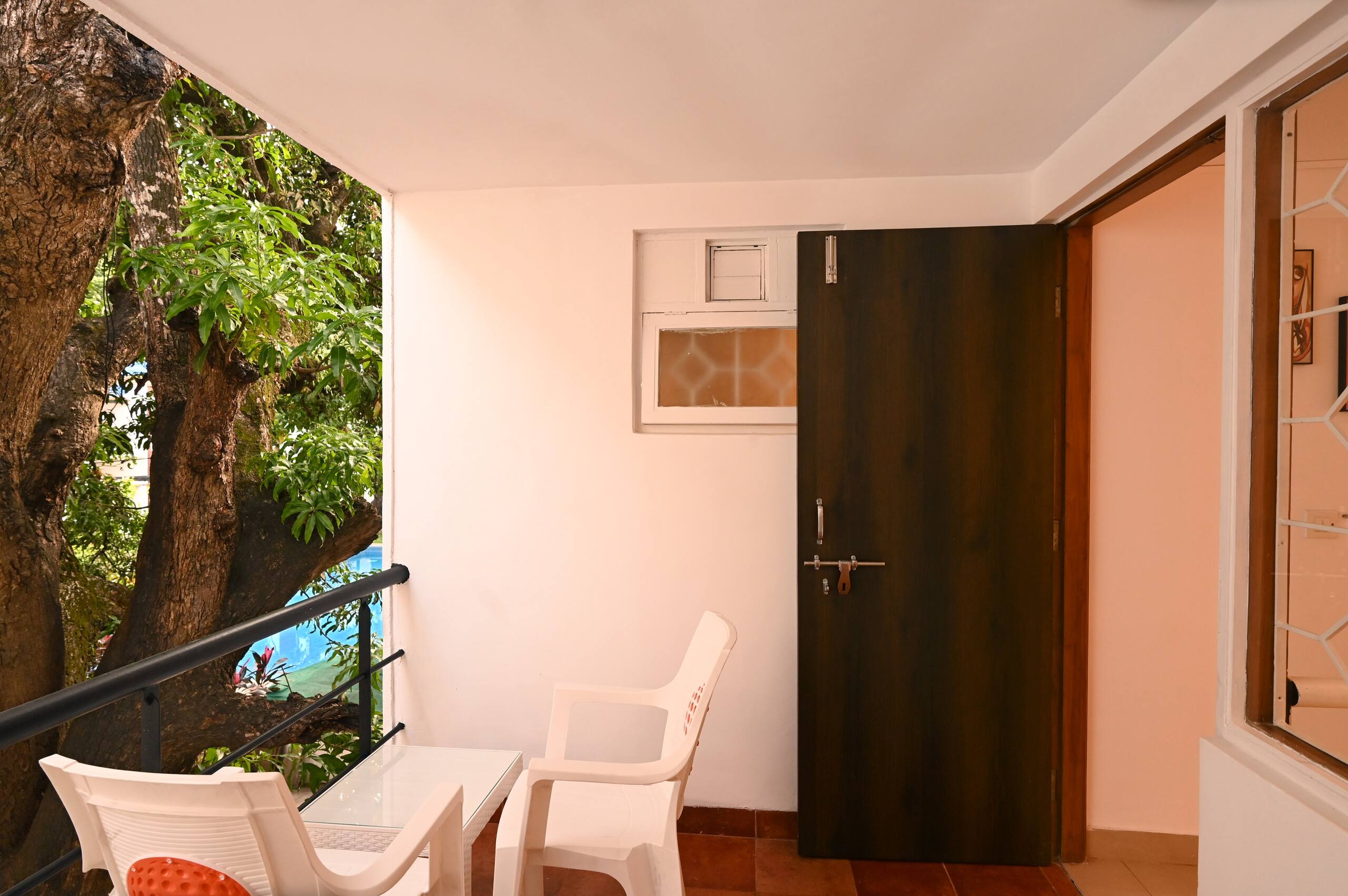 Solitude By The Pool-2BR Villa nr Novotel Candolim 25