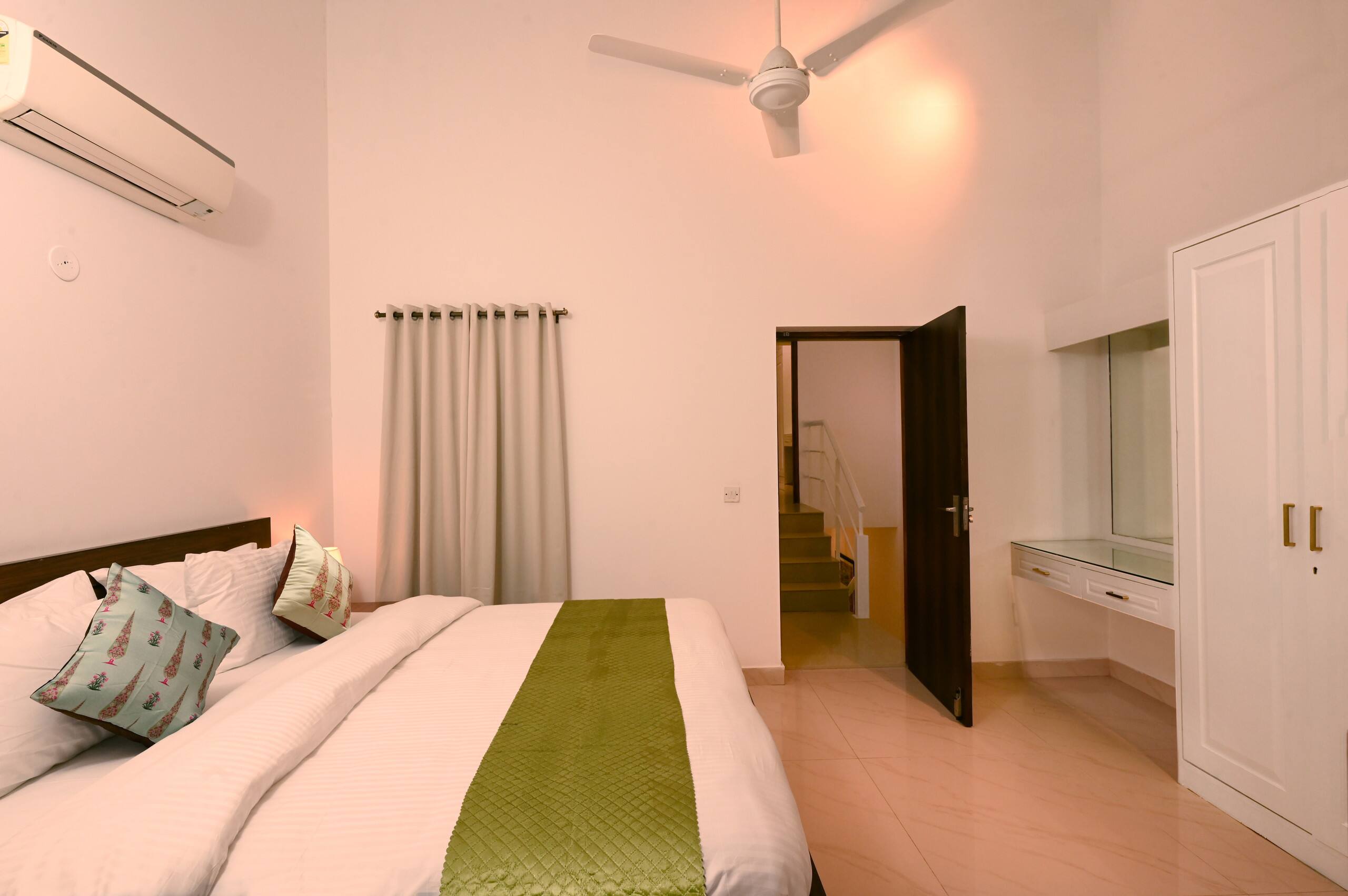 Solitude By The Pool-2BR Villa nr Novotel Candolim 17