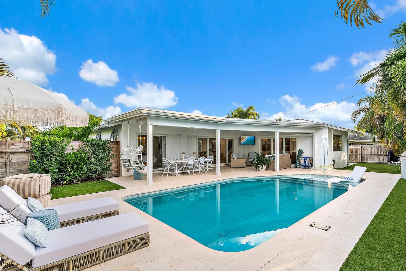 Palm Haven At Turtle Creek, Heated Pool 14
