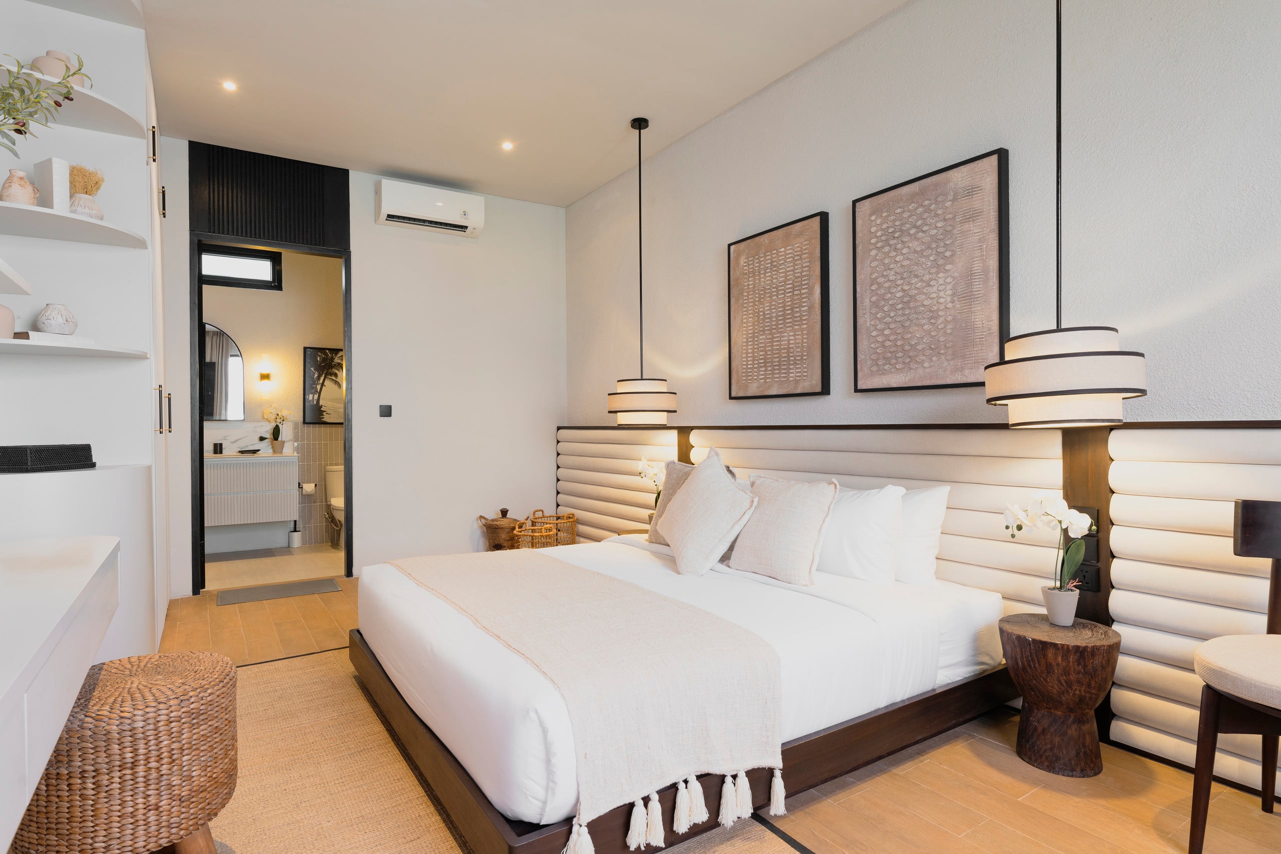 Stunning 3BR Pool Villa Hampton III in Pererenan 28
