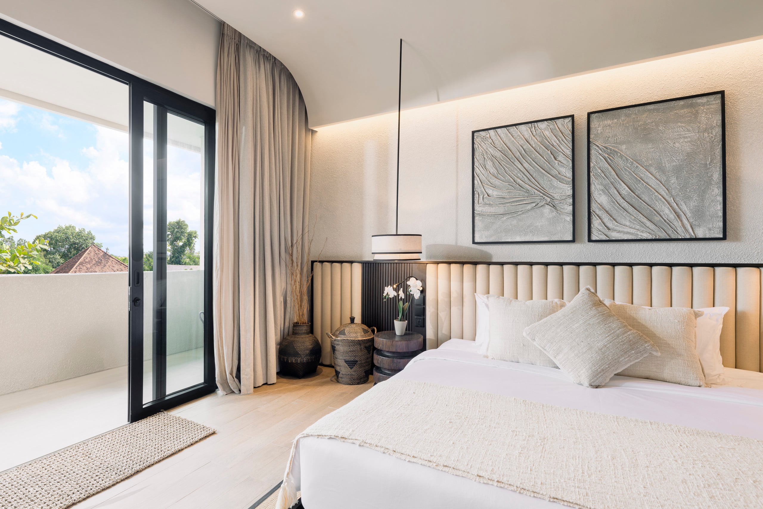 Stunning 3BR Pool Villa Hampton III in Pererenan 12