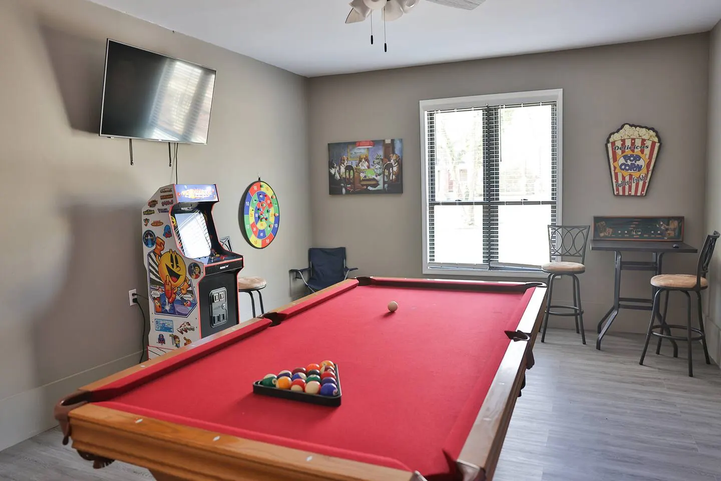 Gorgeous stepless rancher w/Gameroom — foto 2