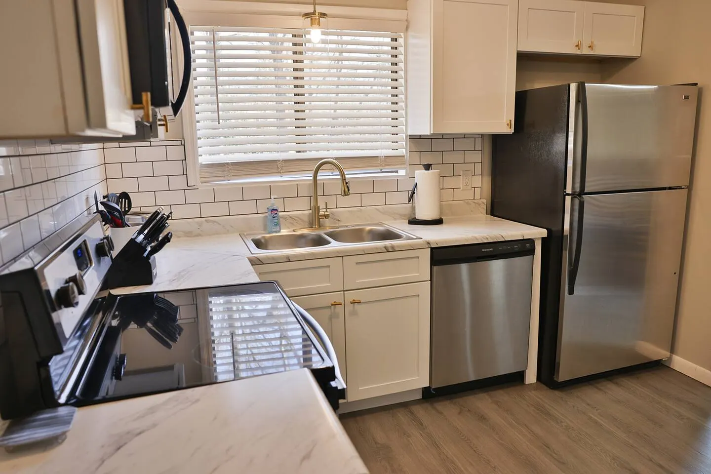 Gorgeous stepless rancher w/Gameroom 10