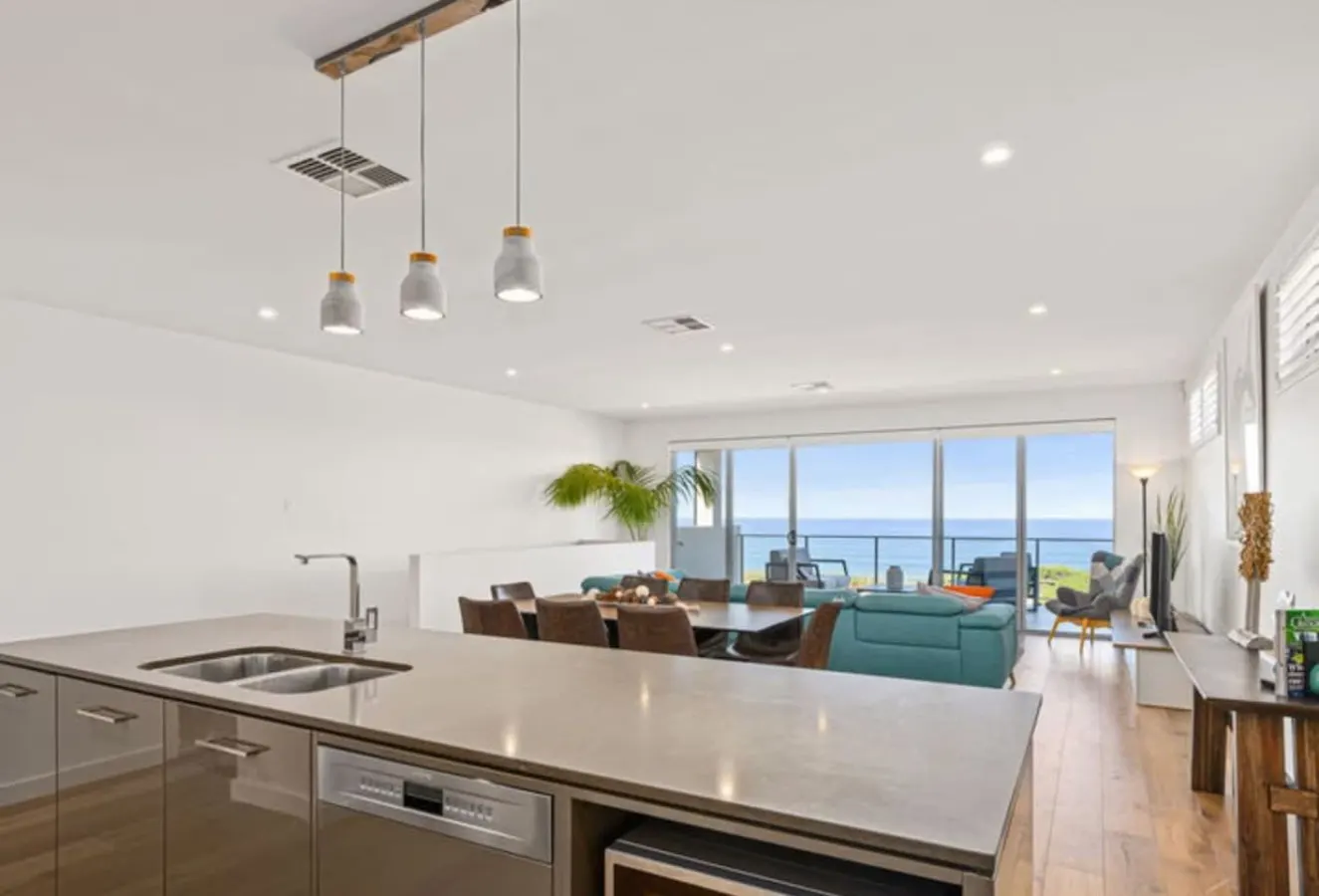 Ocean At Seaford—Panoramic Beachfront + Backyard 12