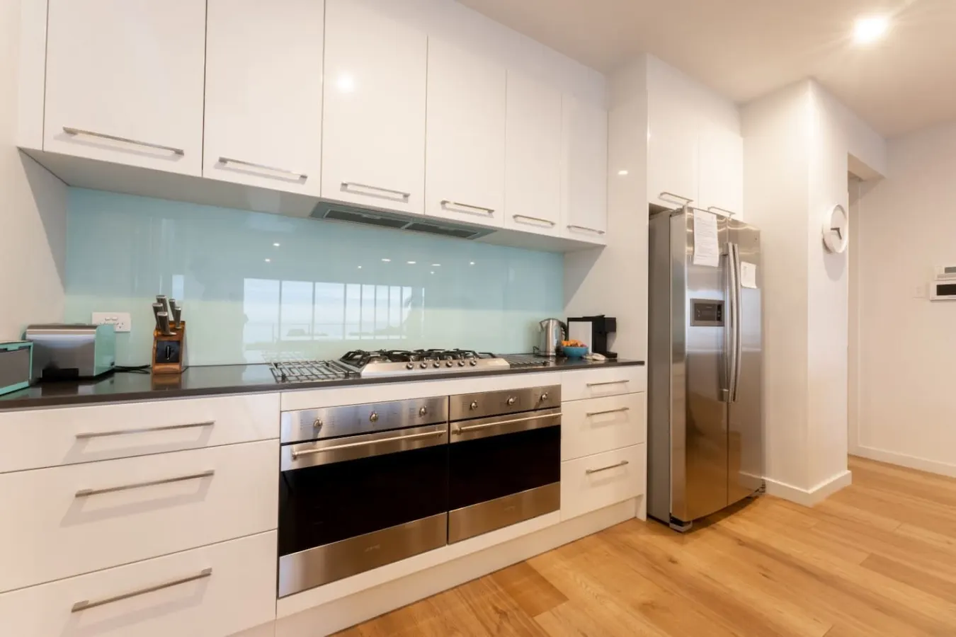 Ocean At Seaford—Panoramic Beachfront + Backyard 14