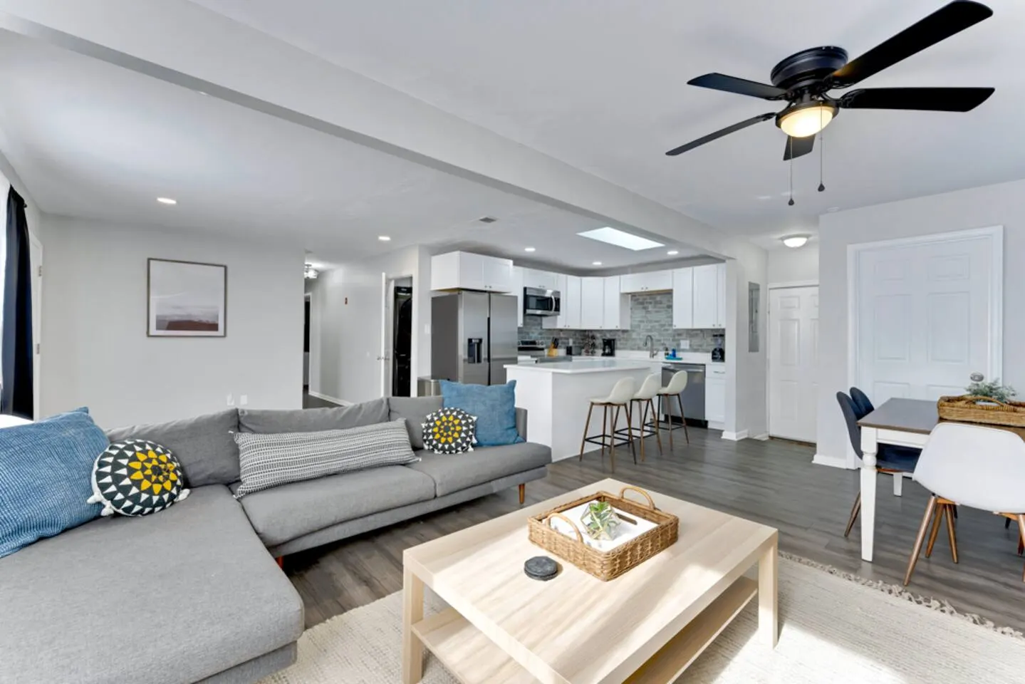 Virginia Beach 3BR • Furnished 30+ Day Stay — photo 3