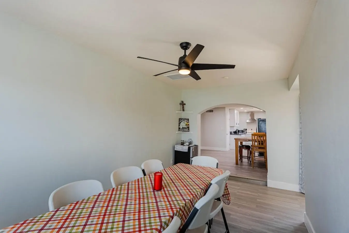 Havasu Warbler - Hot Tub, BBQ, Parking, FirePit 13