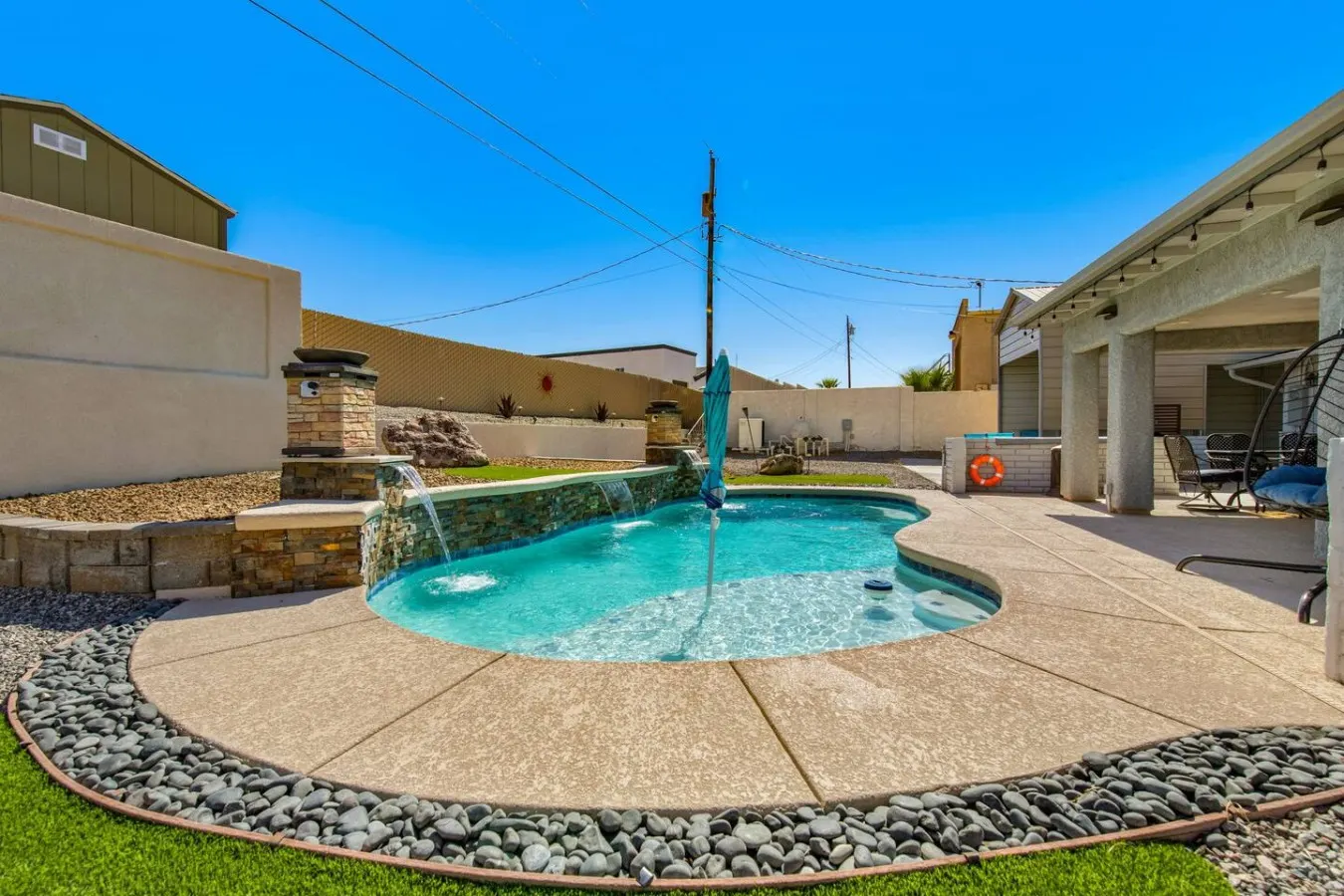 Havasu Sahara - Pool, BBQ, Cozy Living Space
