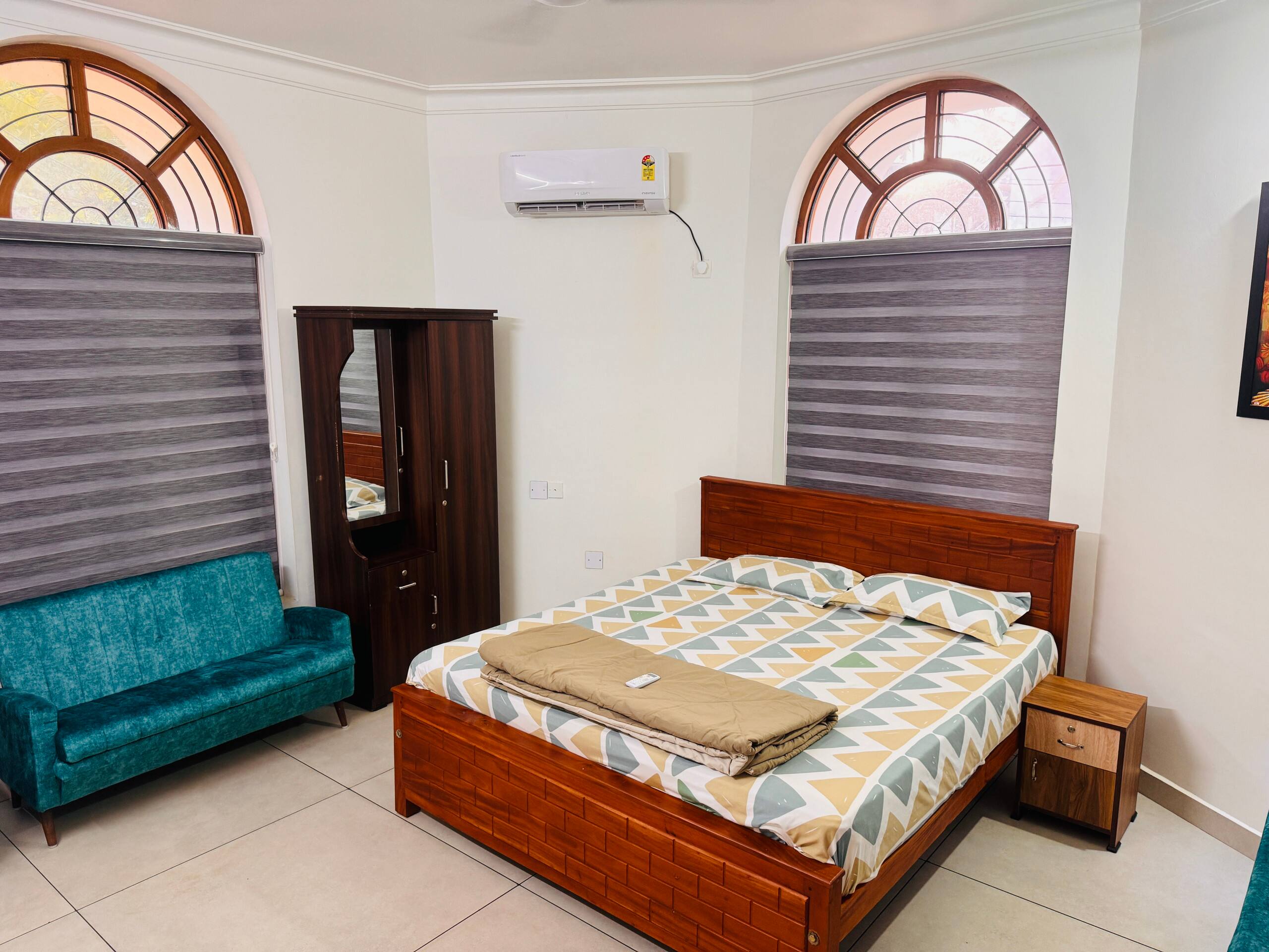 Rose Villa 28
