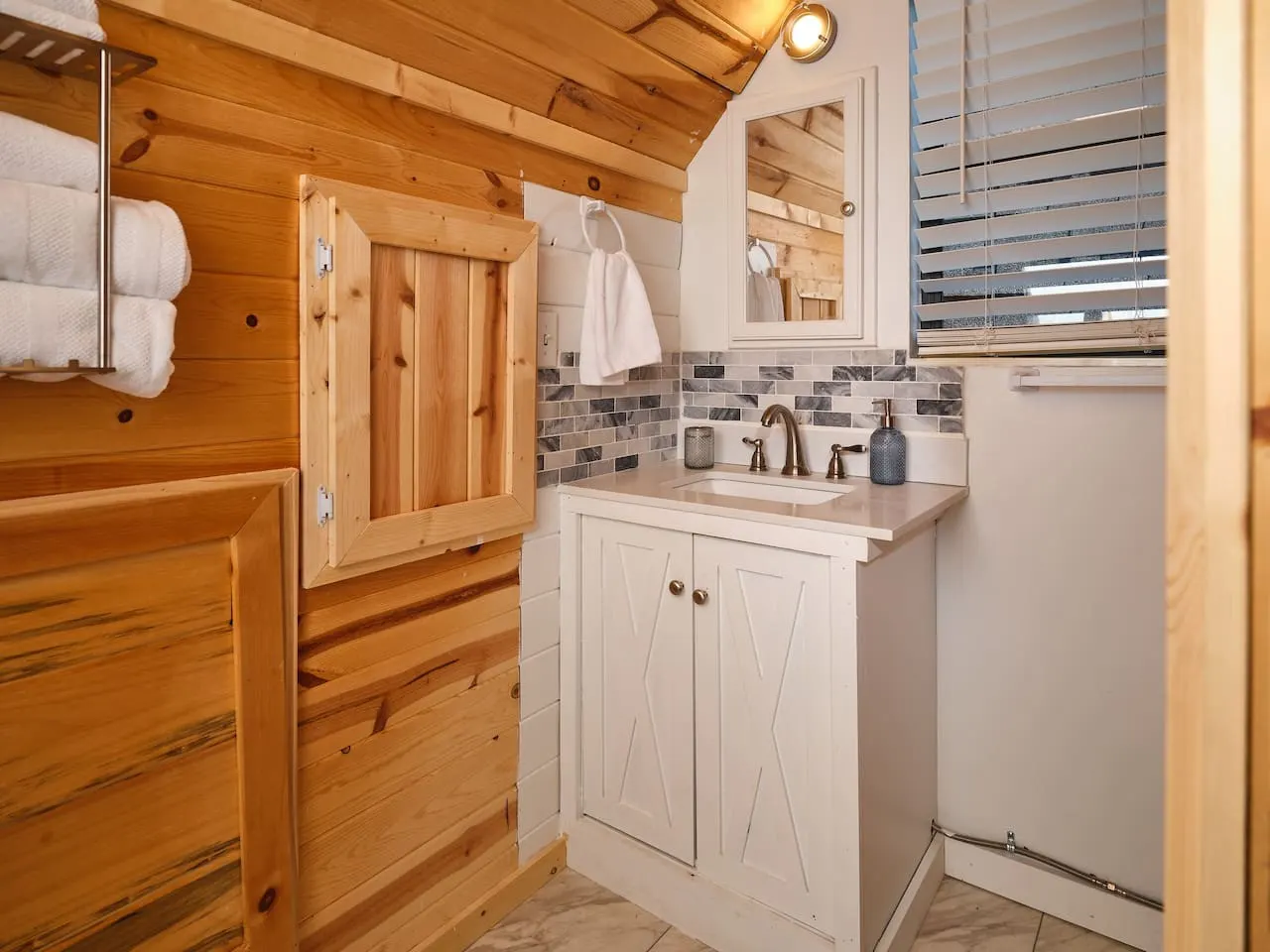 Lakefront Cabin w/Private Dock, Mtn Views Fire Pit 12