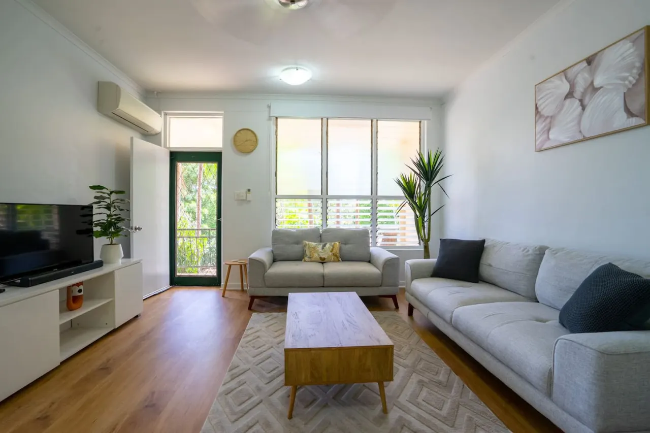 Nightcliff Retreat: Stylish 2BR Apt Near Foreshore — photo 2