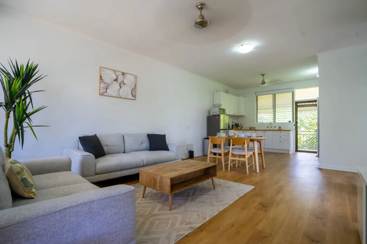 Nightcliff Retreat: Stylish 2BR Apt Near Foreshore 20
