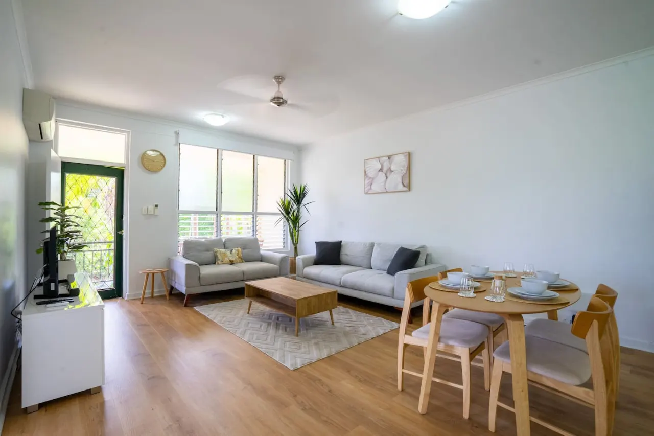 Nightcliff Retreat: Stylish 2BR Apt Near Foreshore 6