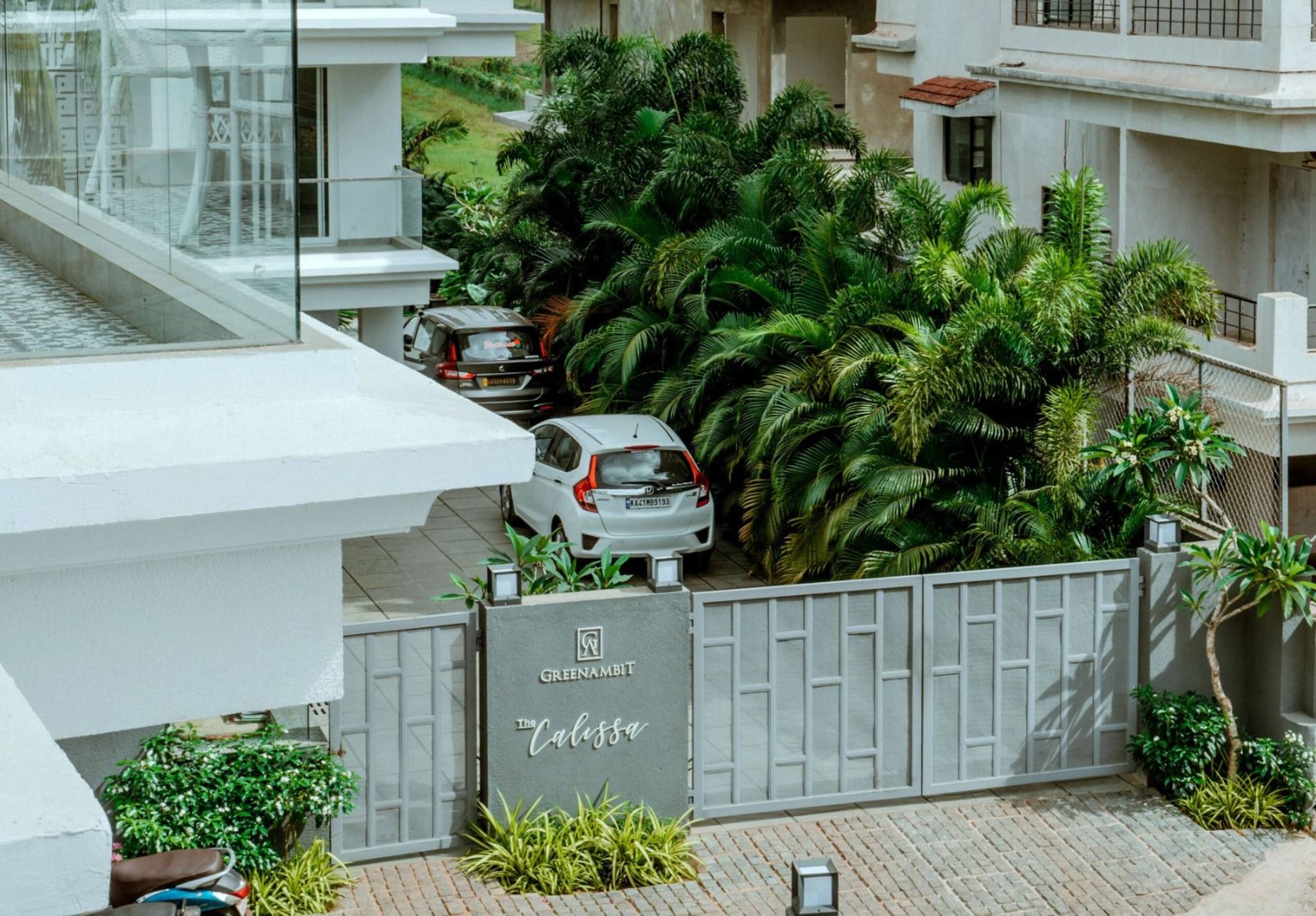 “Amor Luxury Suites w/ Pool, Kitchen, WiFi ,beach 35