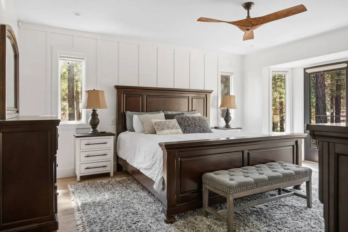 Modern Lodge Near the Ski Slopes, Hot Tub, Games 20