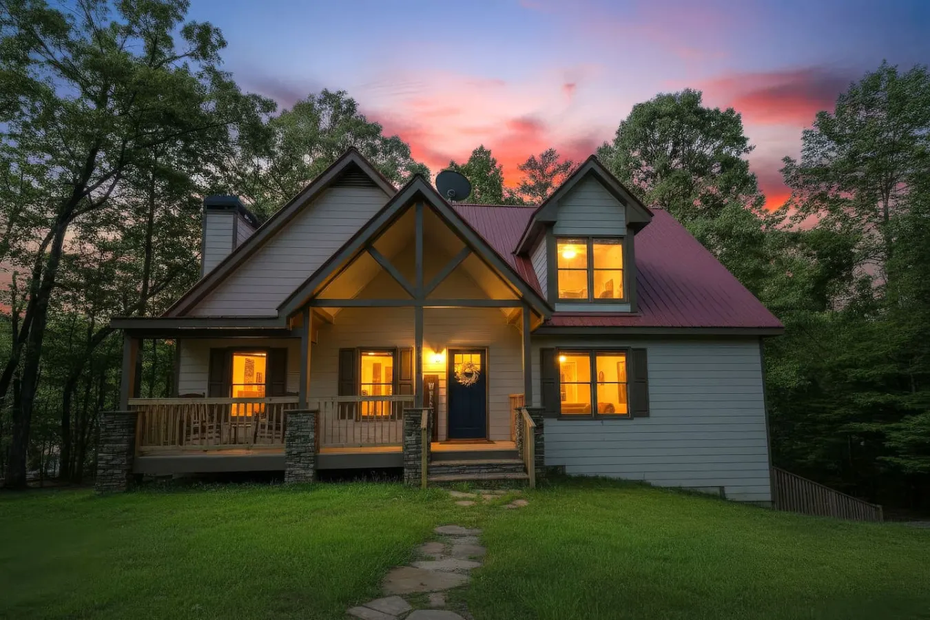 Charming Waterfront Retreat. deep-water dock 1